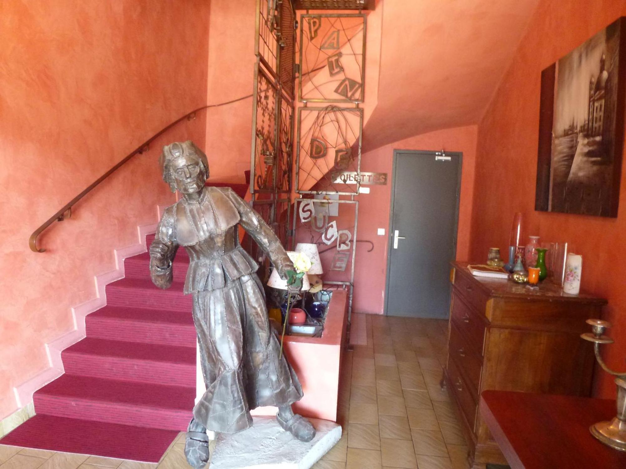 Hotel Restaurant Le Pain De Sucre Monistrol-dʼAllier Εξωτερικό φωτογραφία